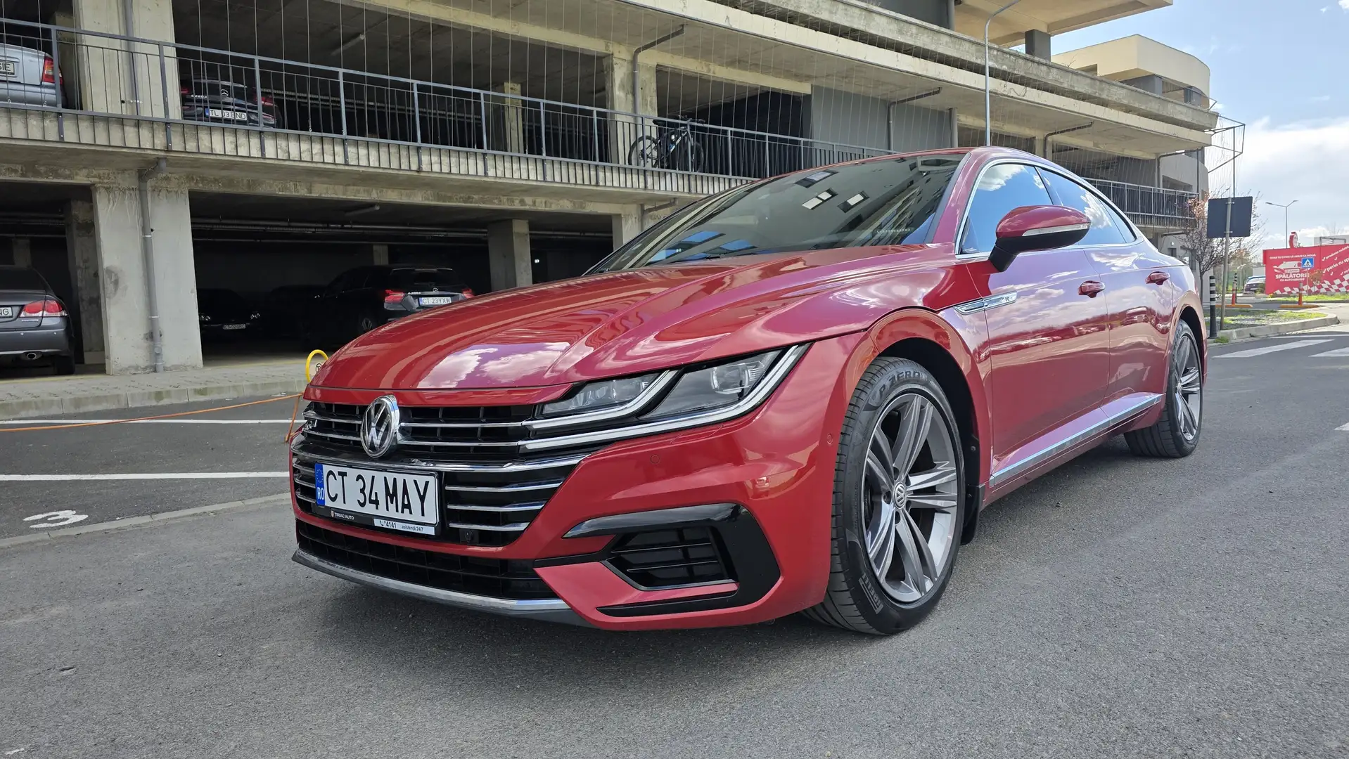 Volkswagen Arteon 2.0 TDI SCR DSG R-Line - 1