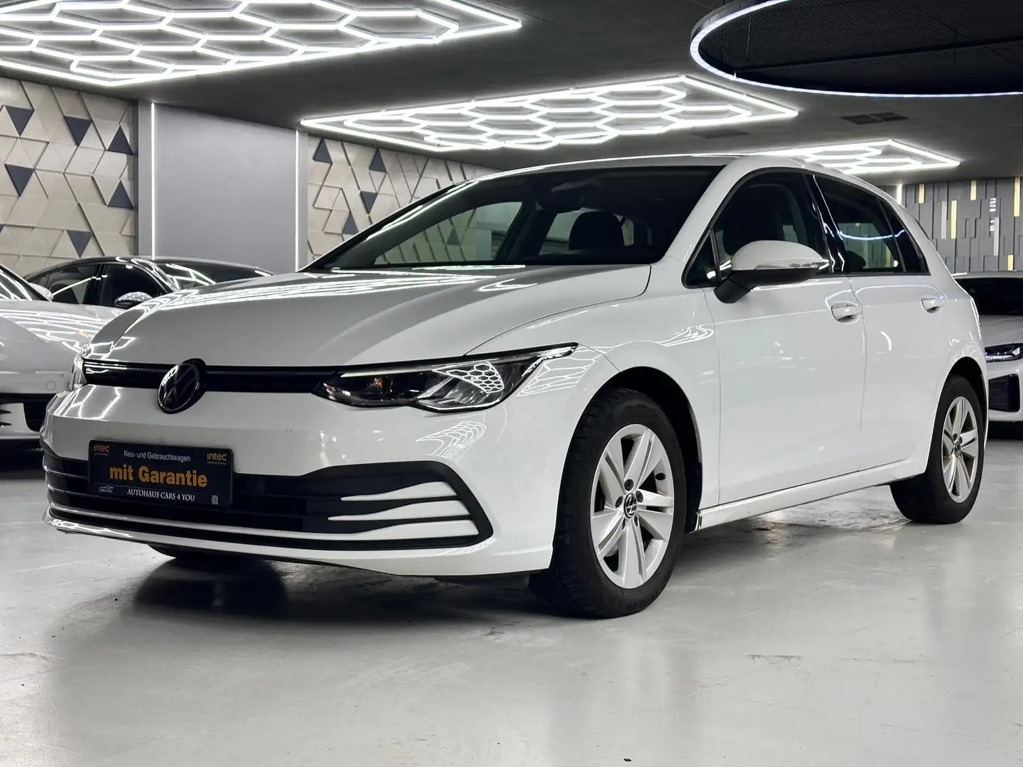 Volkswagen Golf 2.0 TDI Virtual/LED/DSG/ACC/LANE/PDC Weiß - 1