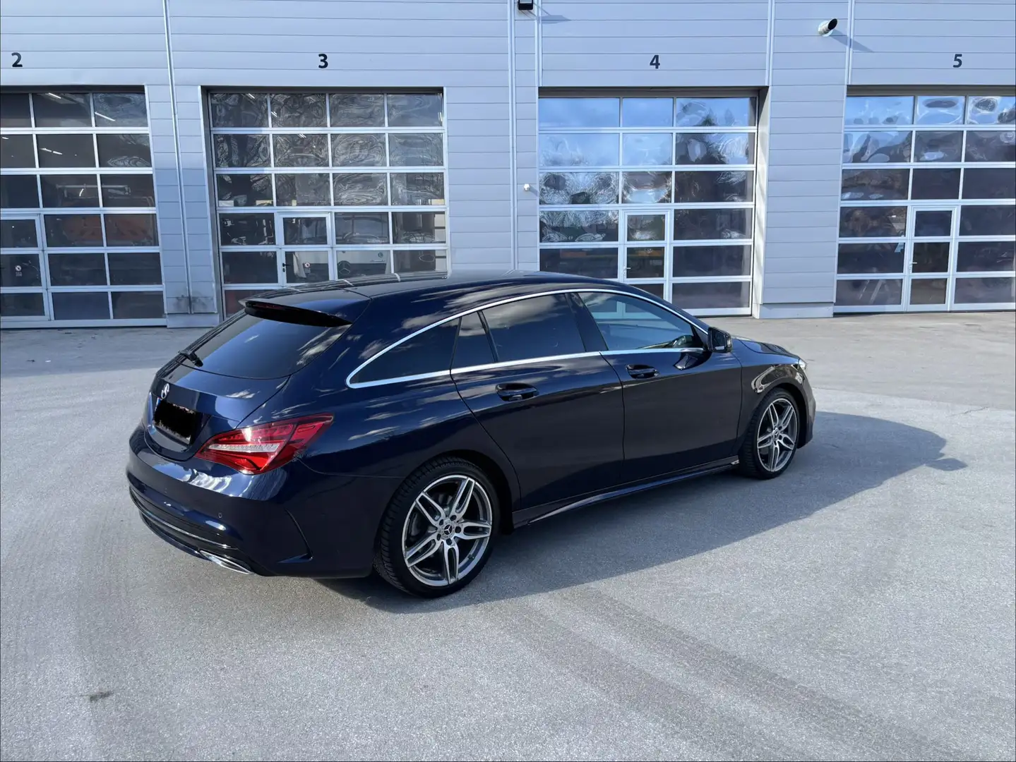 Mercedes-Benz CLA 200 d Shooting Brake Austria Edition Aut. - 2