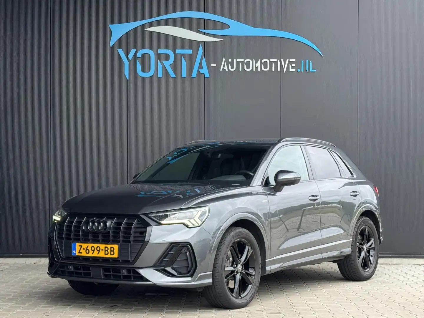 Audi Q3 40 TFSI Quattro 3x S Line DIGI DASH*BLACK OPTIC*MA Gris - 1