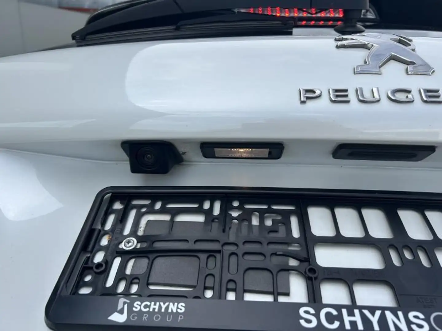 Peugeot 2008 Allure Grijs - 1