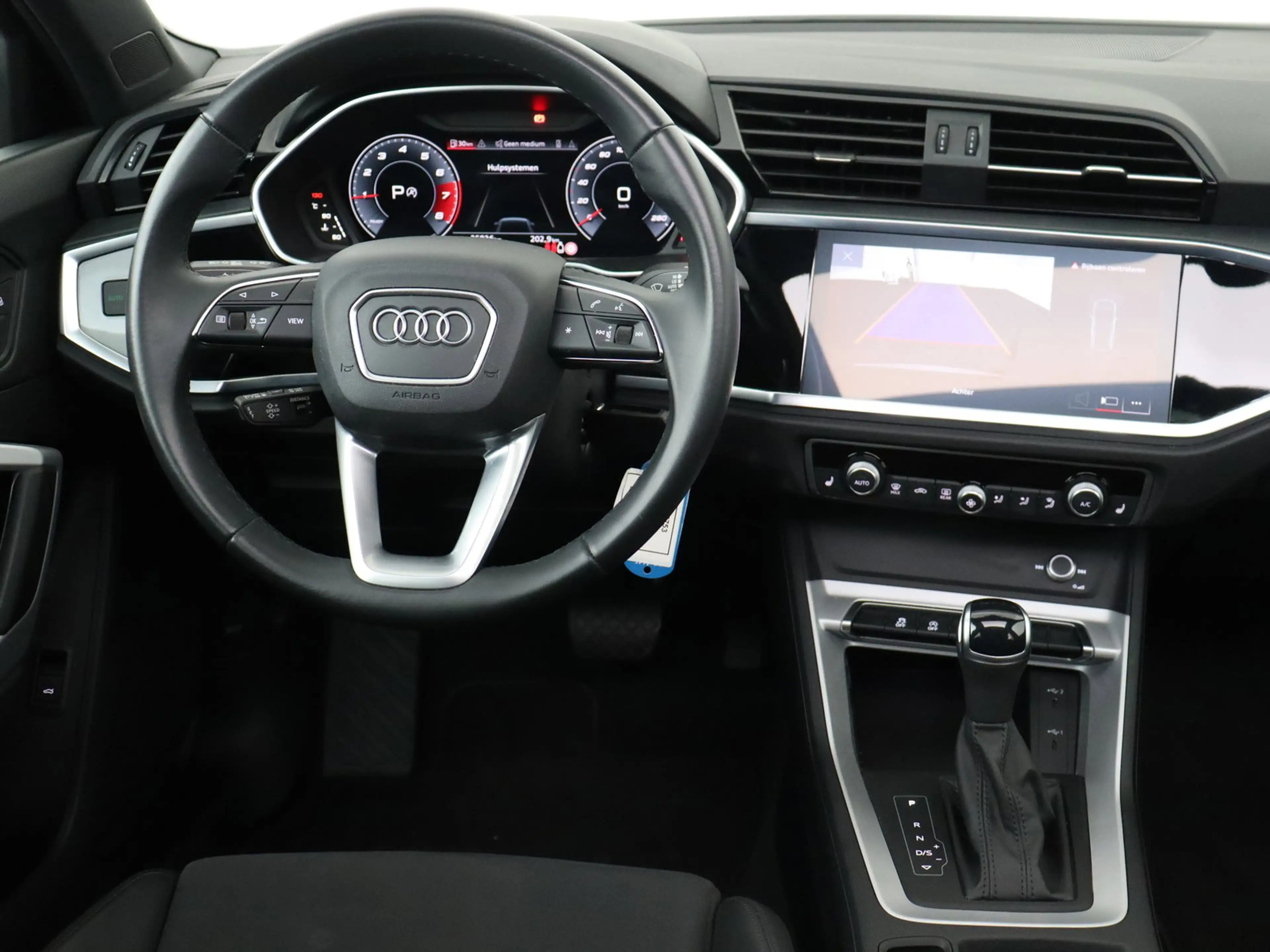 Audi Q3 S-Line 35 TFSI 150 PK S-tronic - Panoramisch open dak - Cruise control - Camera - Apple Carplay — photo 7