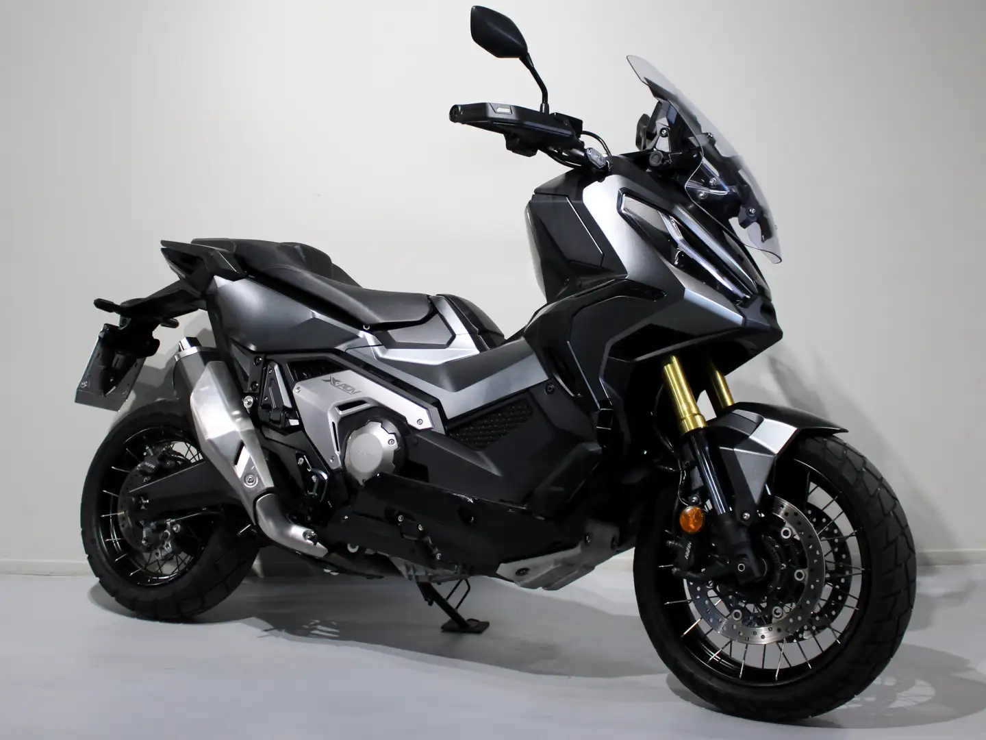 Honda X-ADV - 2