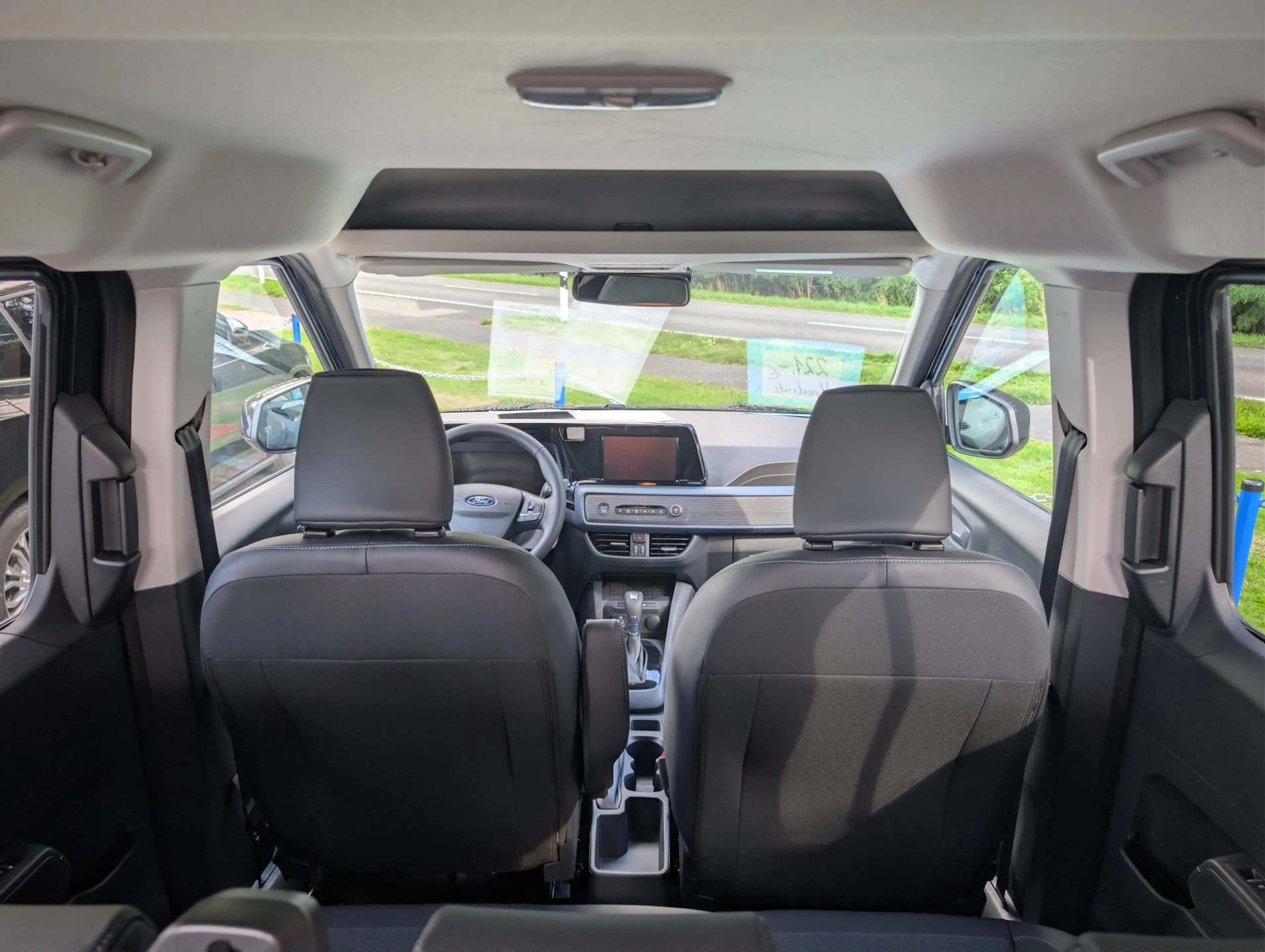 Ford Tourneo Courier Active Automatik Garantie — photo 12