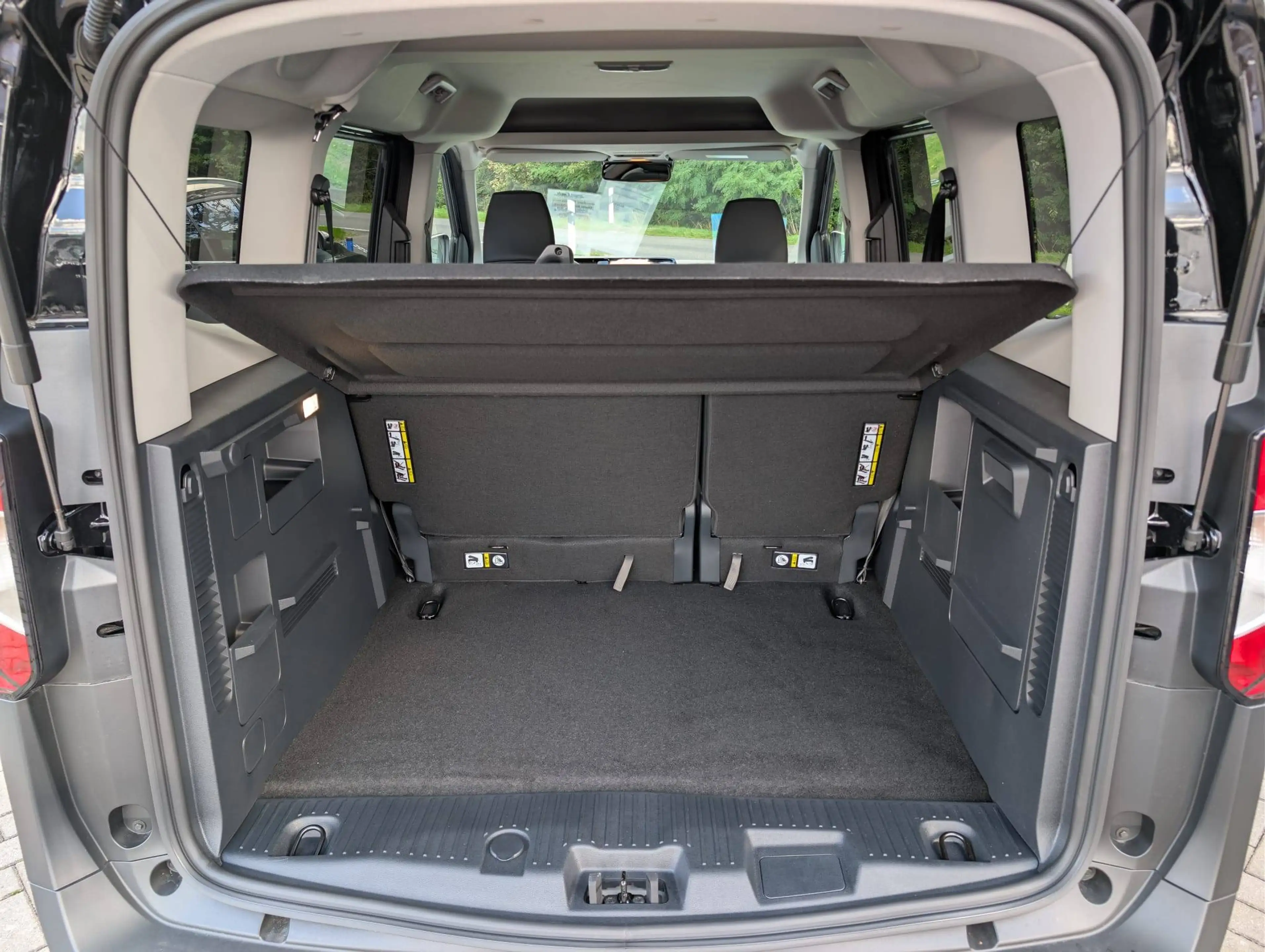 Ford Tourneo Courier Active Automatik Garantie — photo 15