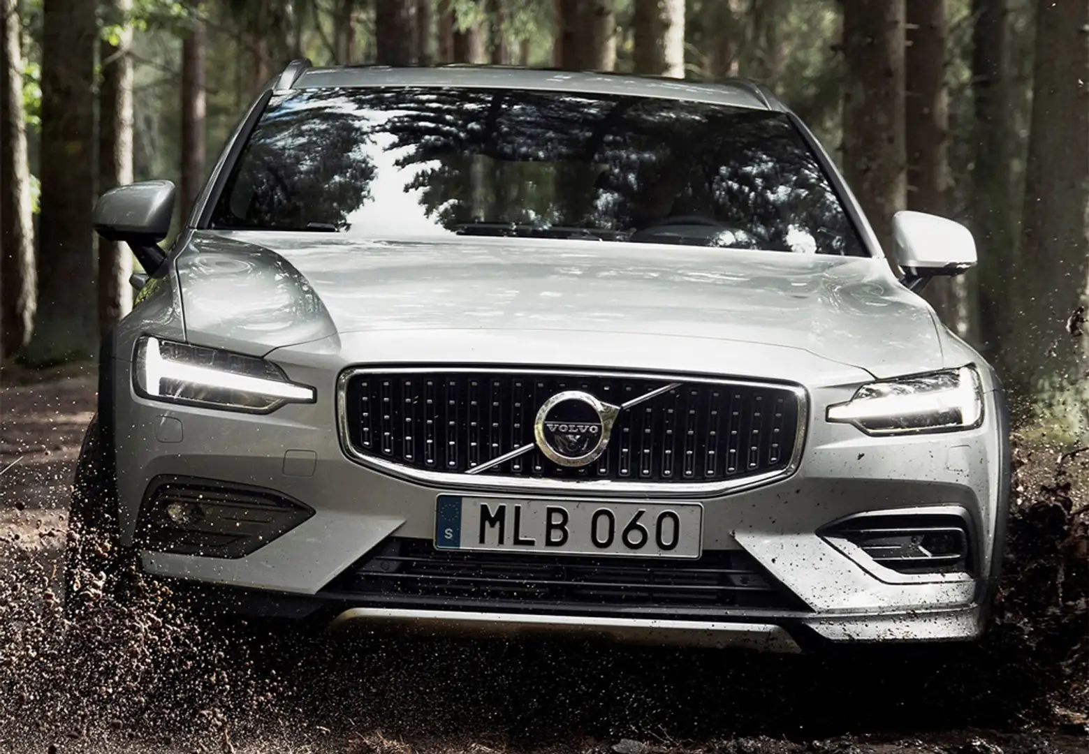 Volvo V60 Cross Country B5 Ultimate Bright AWD Aut. 250 - 1
