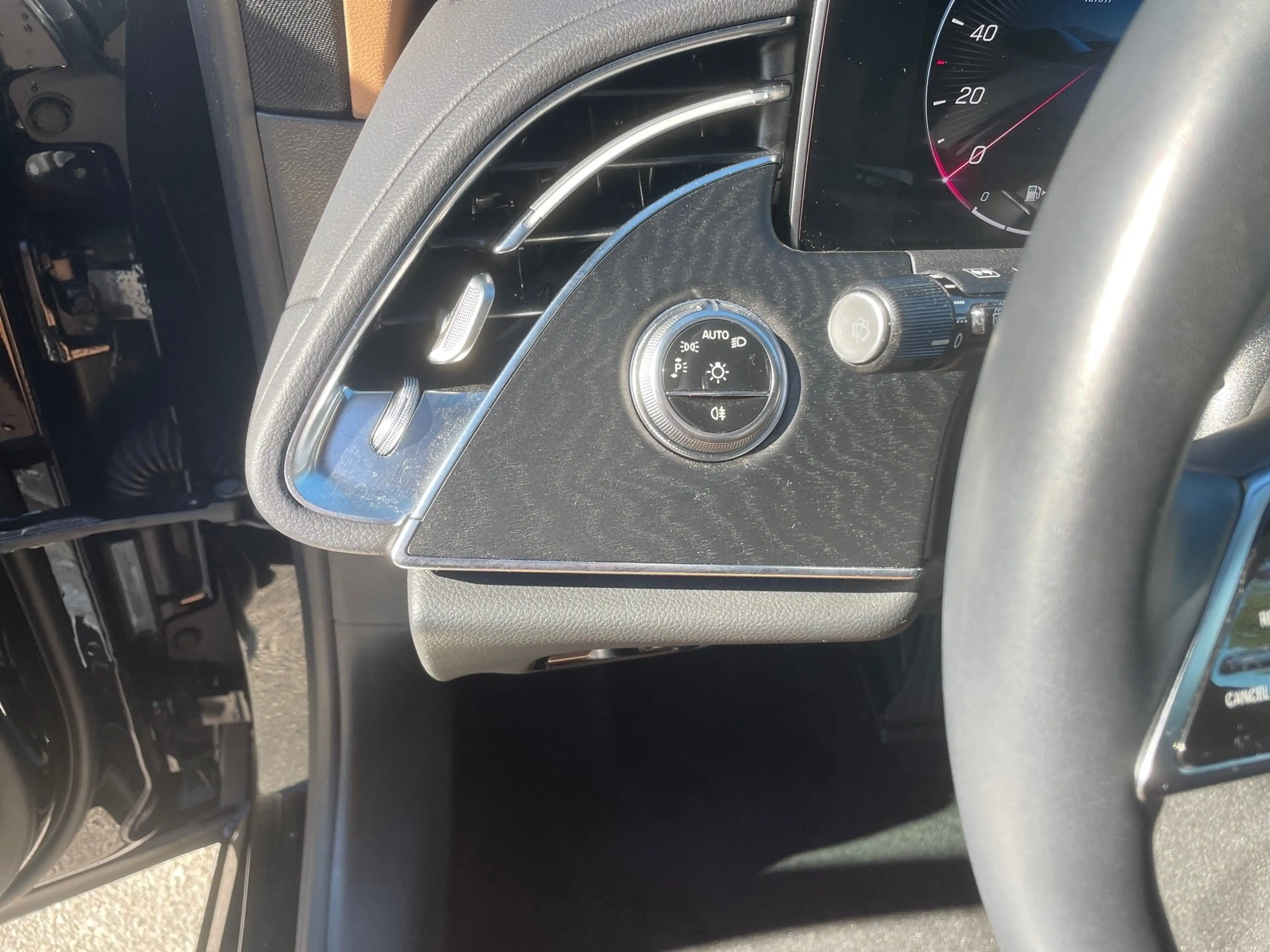 Mercedes-Benz E 300 e T 360 AHK AUT Kam. KlimaA LED LM Navi — photo 13
