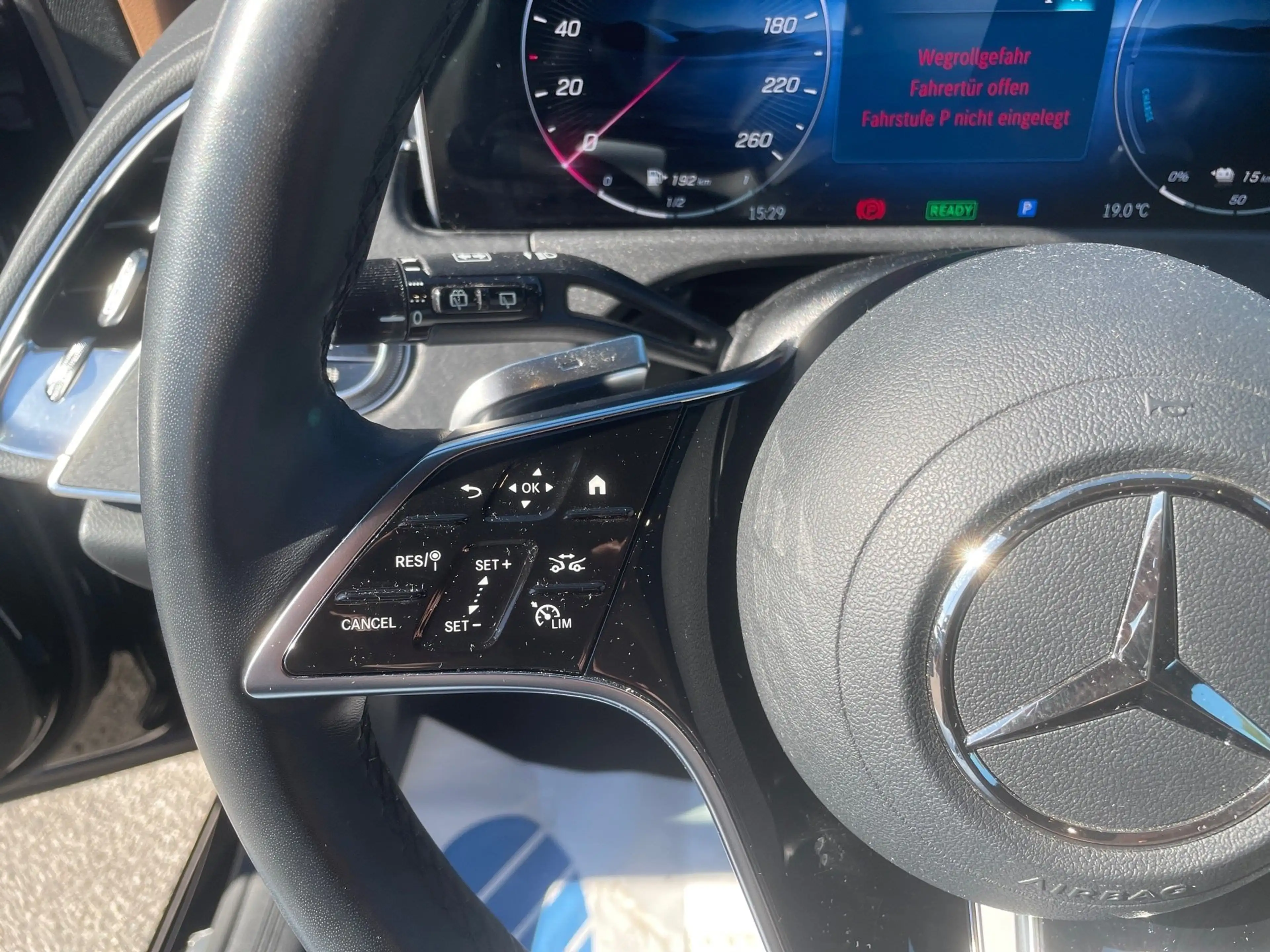 Mercedes-Benz E 300 e T 360 AHK AUT Kam. KlimaA LED LM Navi — photo 14