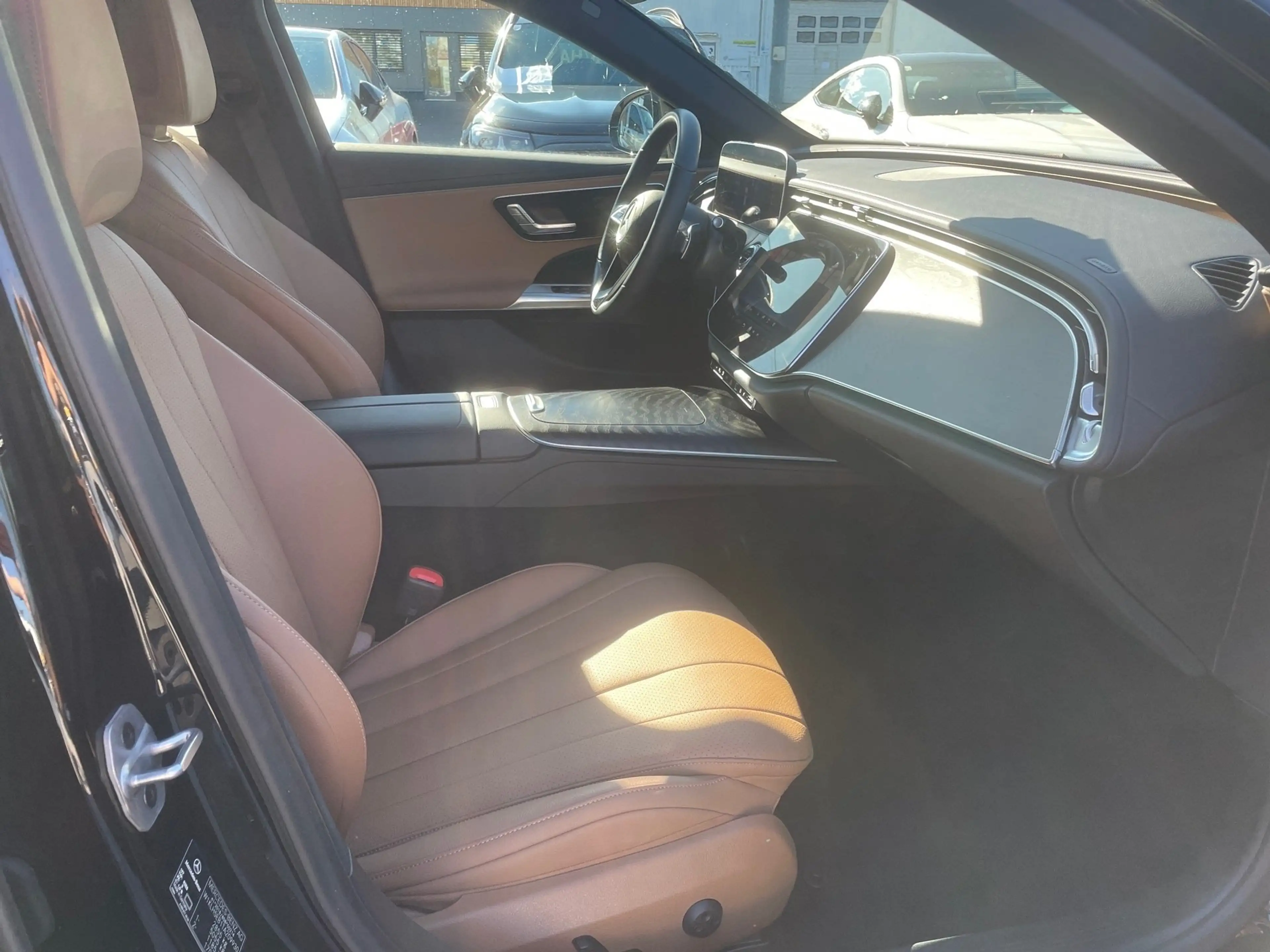 Mercedes-Benz E 300 e T 360 AHK AUT Kam. KlimaA LED LM Navi — photo 11