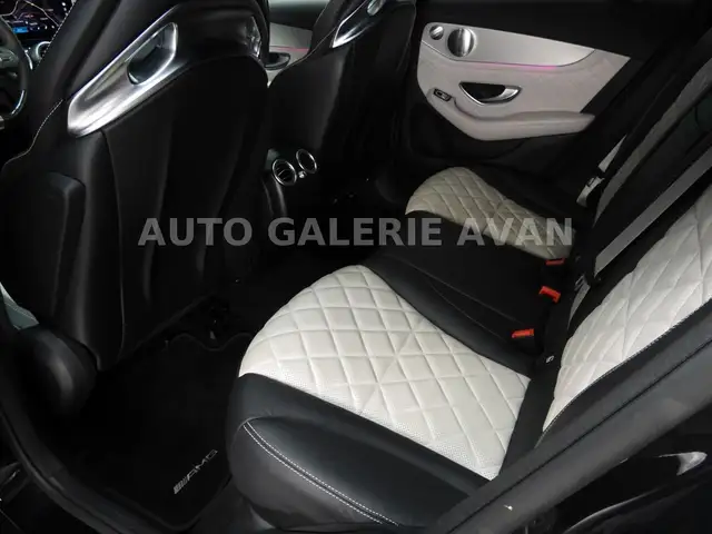 Mercedes-Benz GLC view 15