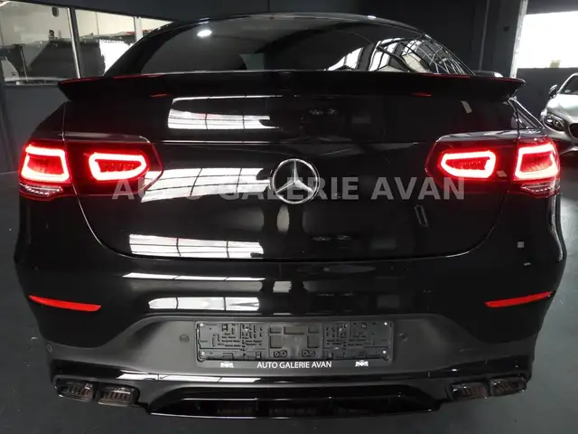 Mercedes-Benz GLC view 5