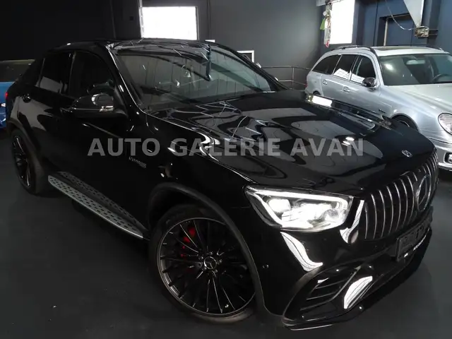 Mercedes-Benz GLC view 2