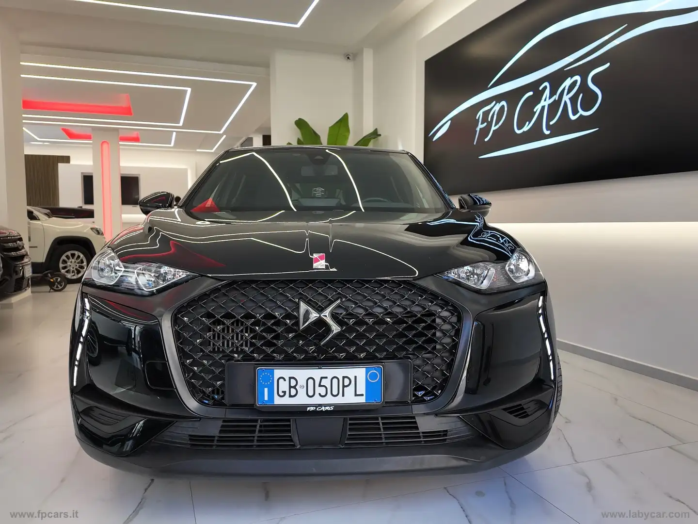 DS Automobiles DS 3 Crossback BlueHDi 100 Perform. Line Noir - 2