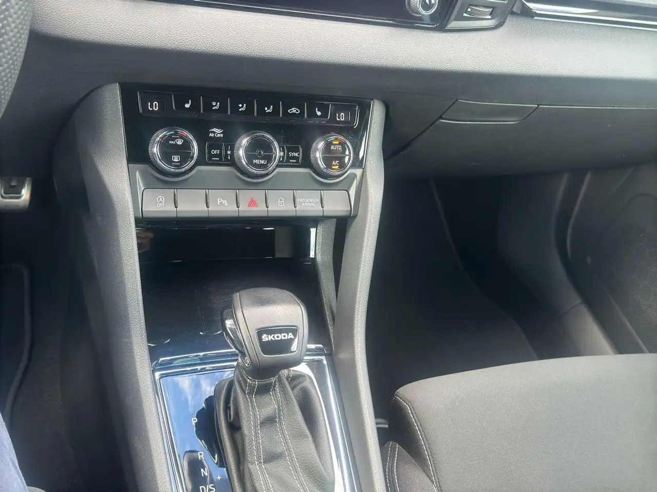 Skoda Karoq Sportline 1.5 TSI DSG RFK LED MATRIX, миниатюра 18