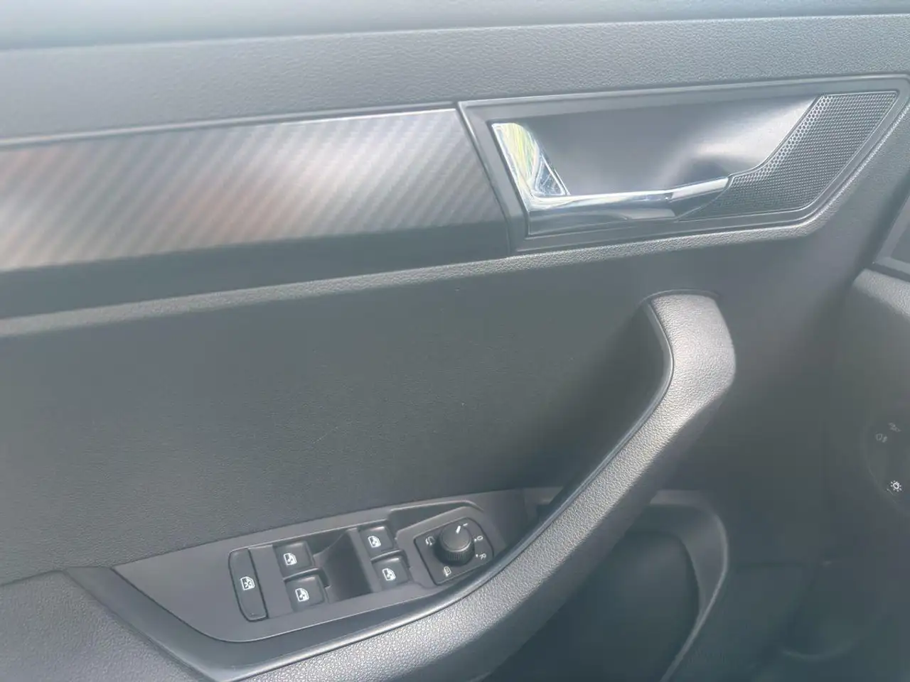 Skoda Karoq Sportline 1.5 TSI DSG RFK LED MATRIX, миниатюра 17