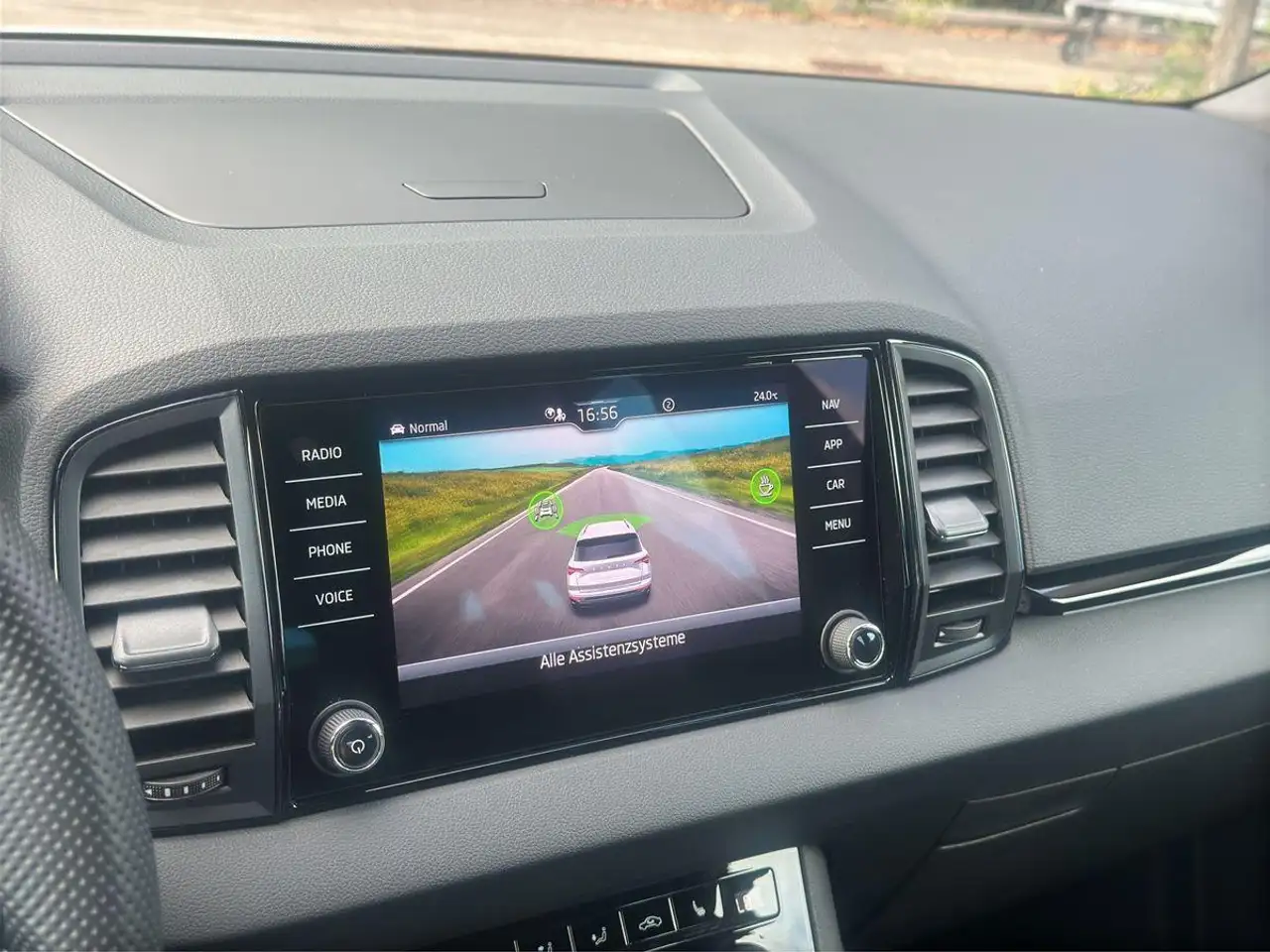 Skoda Karoq Sportline 1.5 TSI DSG RFK LED MATRIX, миниатюра 30