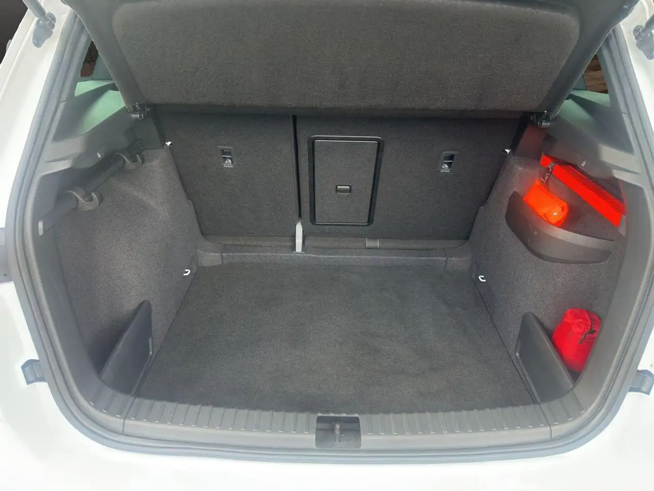 Skoda Karoq Sportline 1.5 TSI DSG RFK LED MATRIX, миниатюра 14