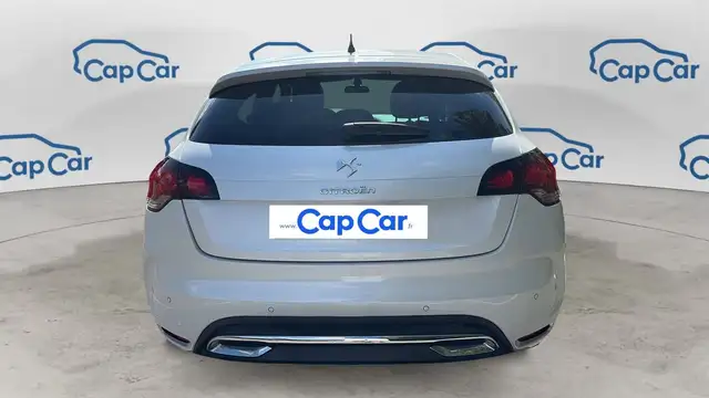 Citroen DS4 view 3
