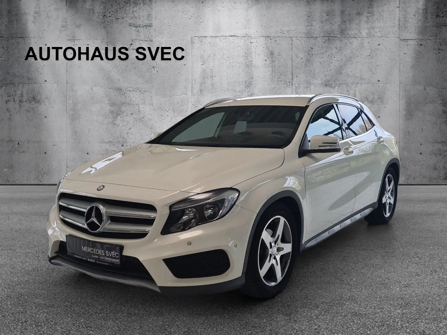 Mercedes-Benz GLA 180 CDI AMG Line AMG PTS Klima Weiß - 1