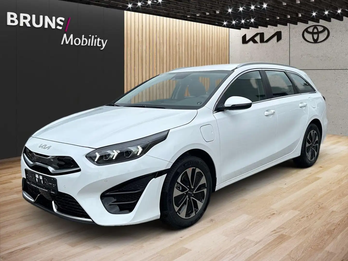 Kia Ceed SW / cee'd SW Ceed SW 1.6 PHEV SPIRIT SITZ-Paket Weiß - 2