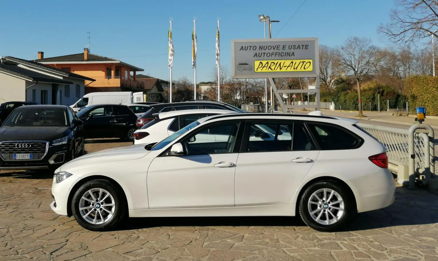 BMW 318 d Touring Business Advantage Automatatico Bianco - 2
