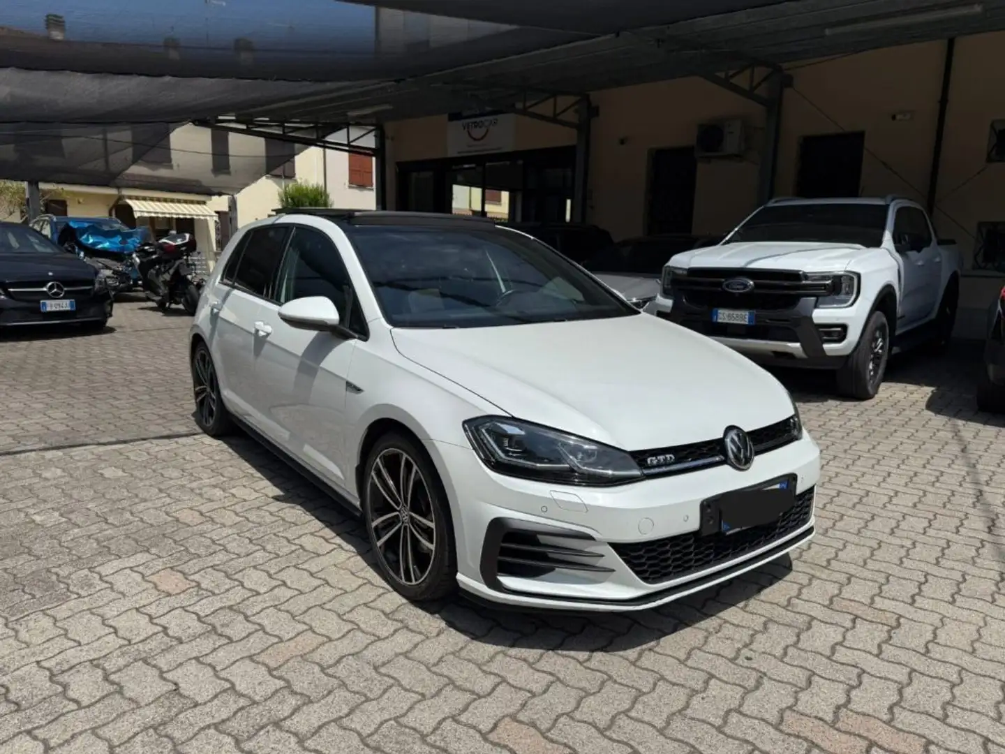 Volkswagen Golf GTD 2.0 TDI DSG 5p PANORAMA ACTIVE SOUND Bianco - 2
