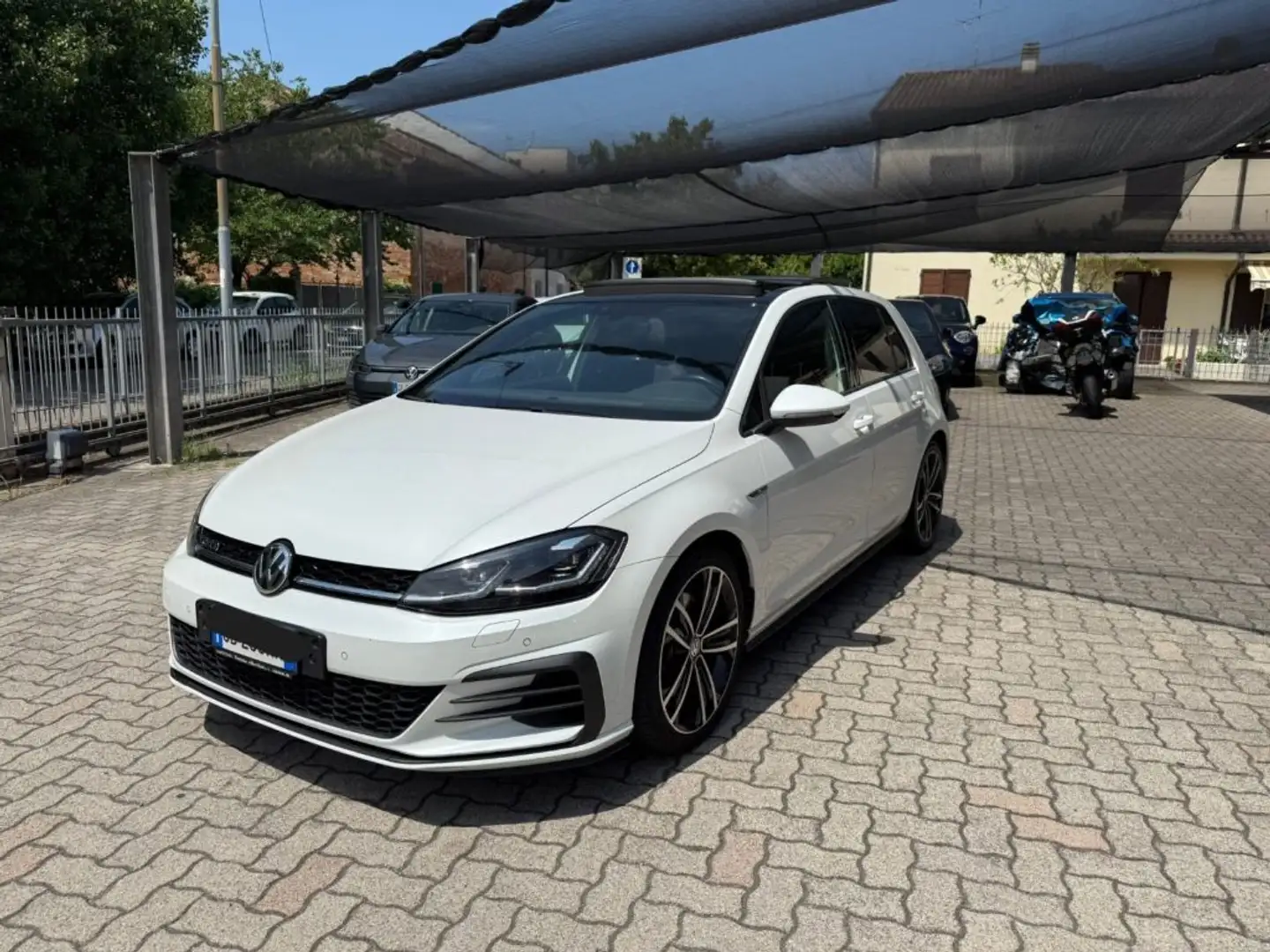 Volkswagen Golf GTD 2.0 TDI DSG 5p PANORAMA ACTIVE SOUND Bianco - 1