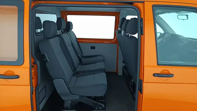 Volkswagen Transporter view 12