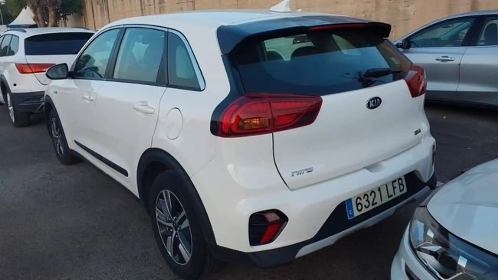 Kia Niro 1.6 GDi HEV 104kW (141CV) Concept Blanco - 2