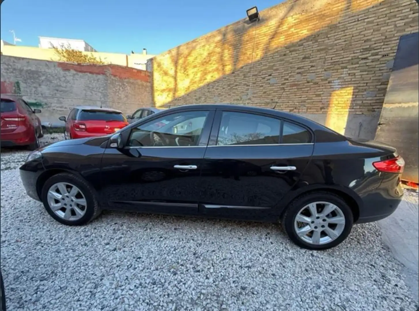 Renault Fluence 1.5dCi Emotion 110 Schwarz - 2