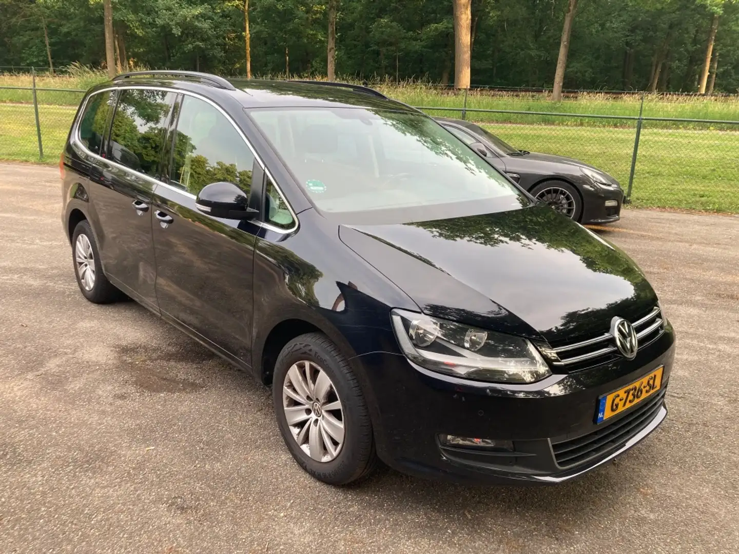 Volkswagen Sharan 1.4 TSI Highline 7p Negro - 1