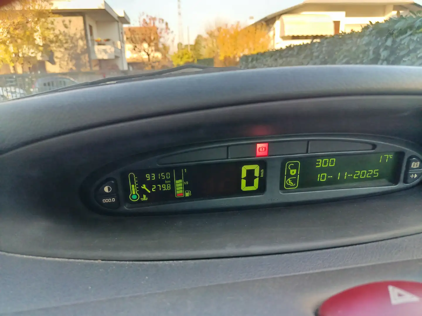 Citroen Xsara Xsara Picasso Picasso 1.6 Classique Pack Zilver - 2