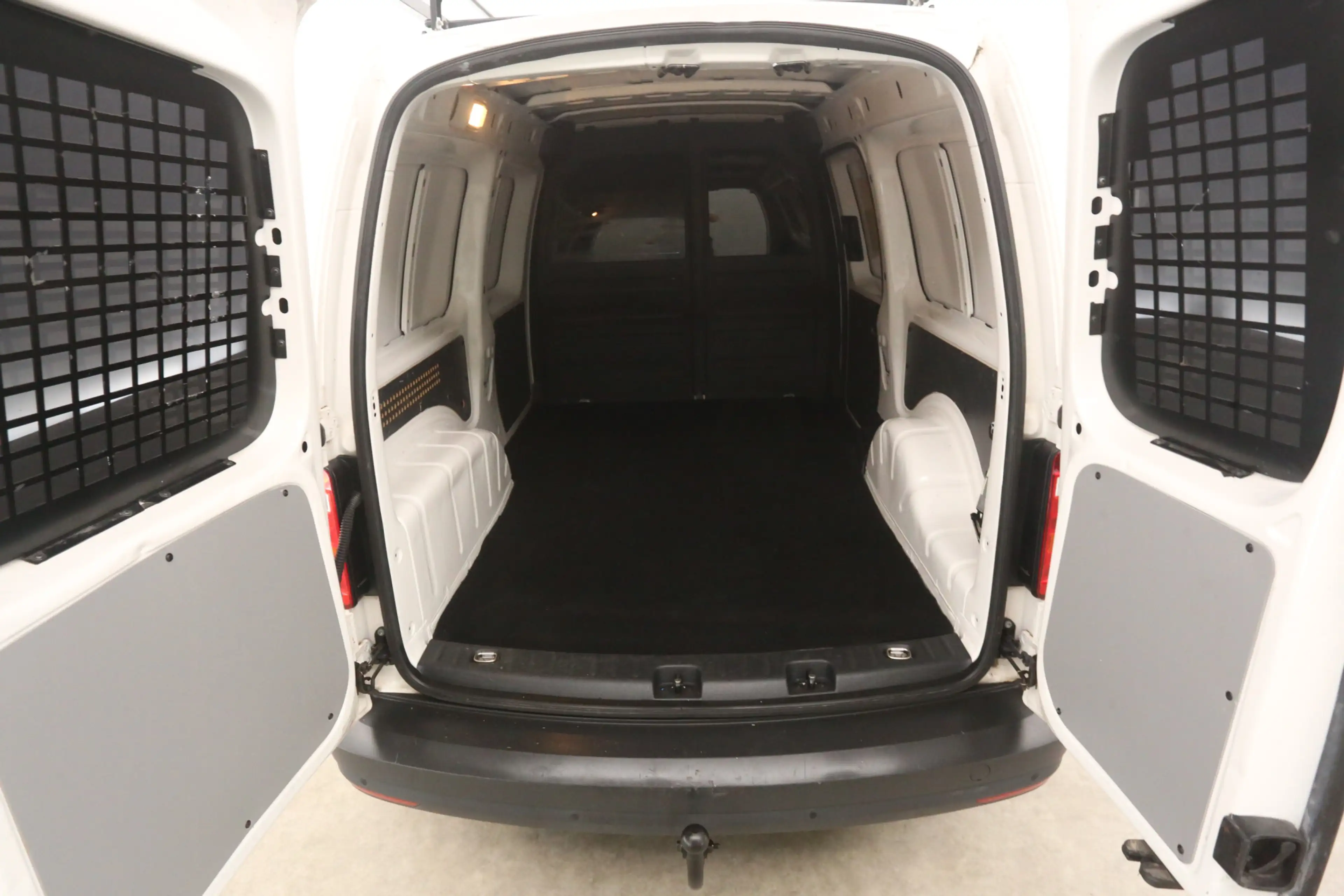 Volkswagen Caddy Maxi 2.0 TDI L2H1 102PK | Airco | Navigatie | Trek — photo 3