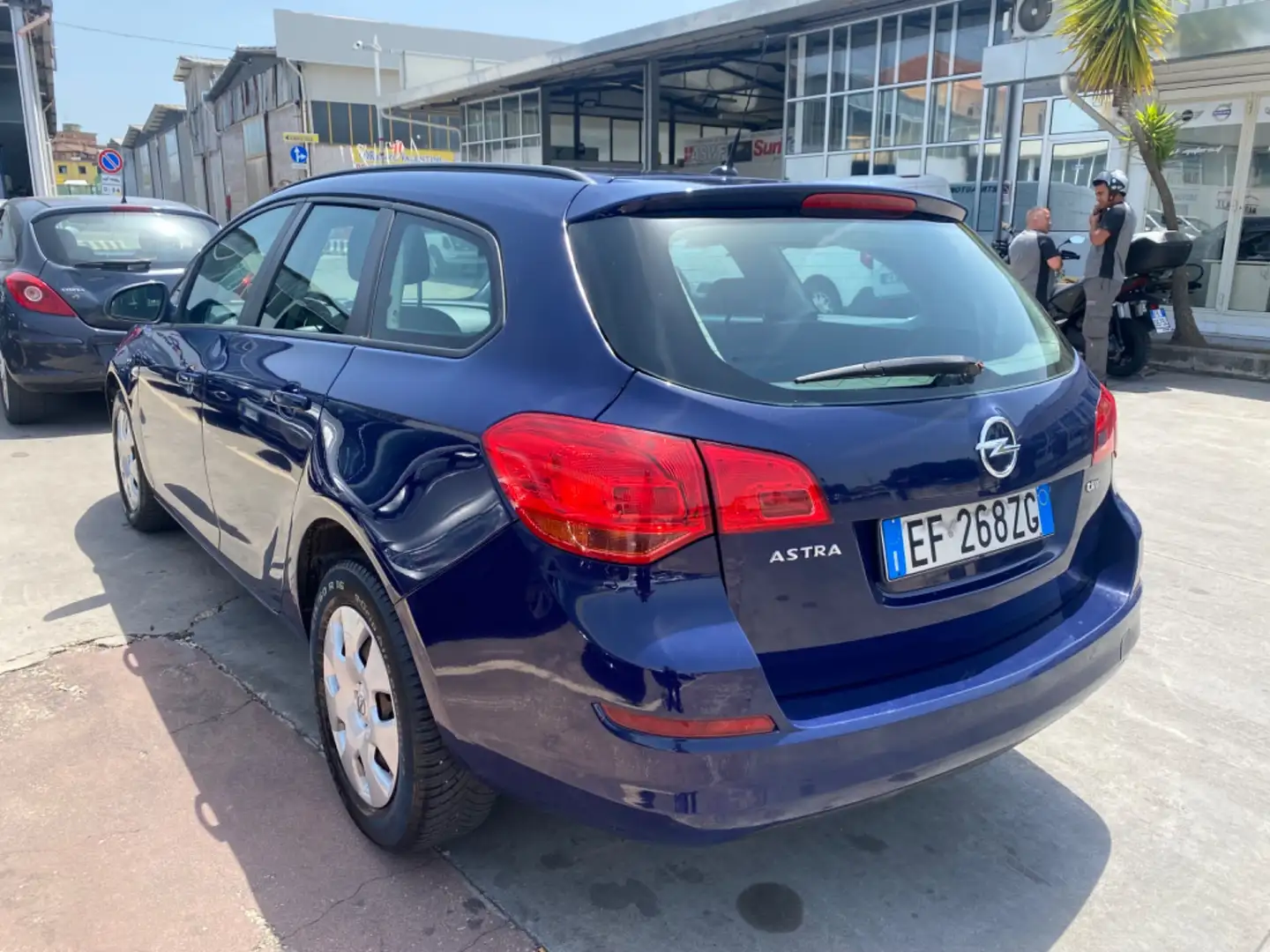 Opel Astra 1.7 CDTI 110CV Sports Tourer elective Blu/Azzurro - 2