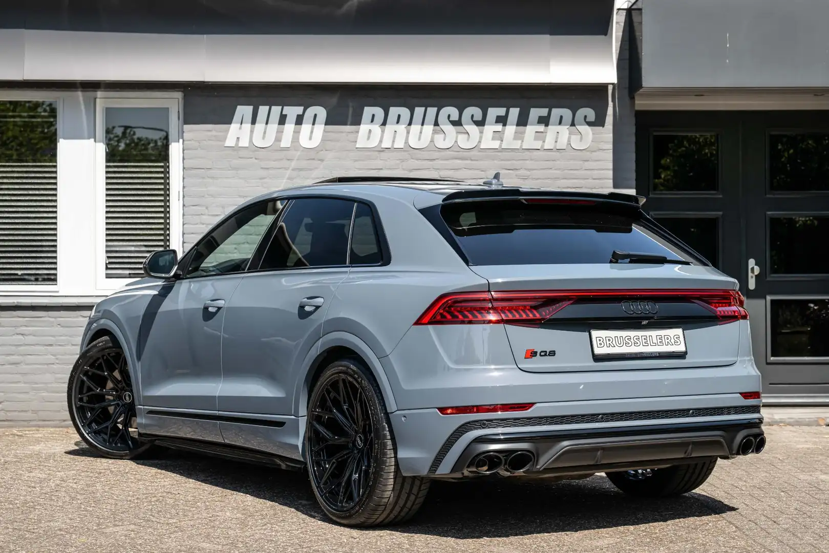 Audi SQ8 4.0 TFSI quattro Kemora gray Audi Exclusive!! - 2