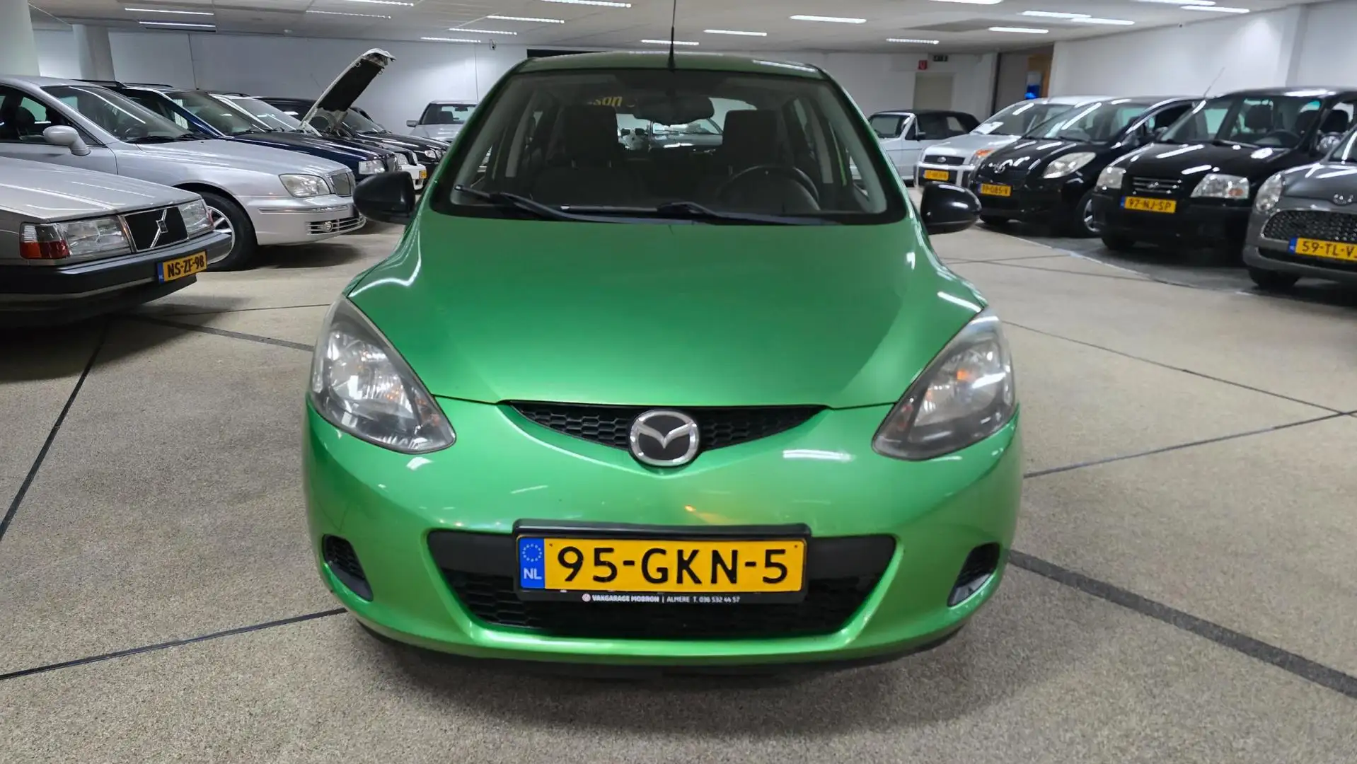 Mazda 2 1.3 S-VT Exclusive Grün - 2