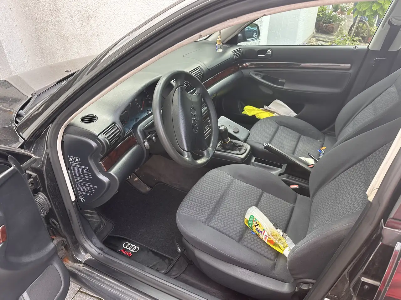 Audi A4 1.6, foto 5