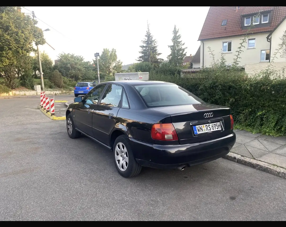 Audi A4 1.6, foto 2