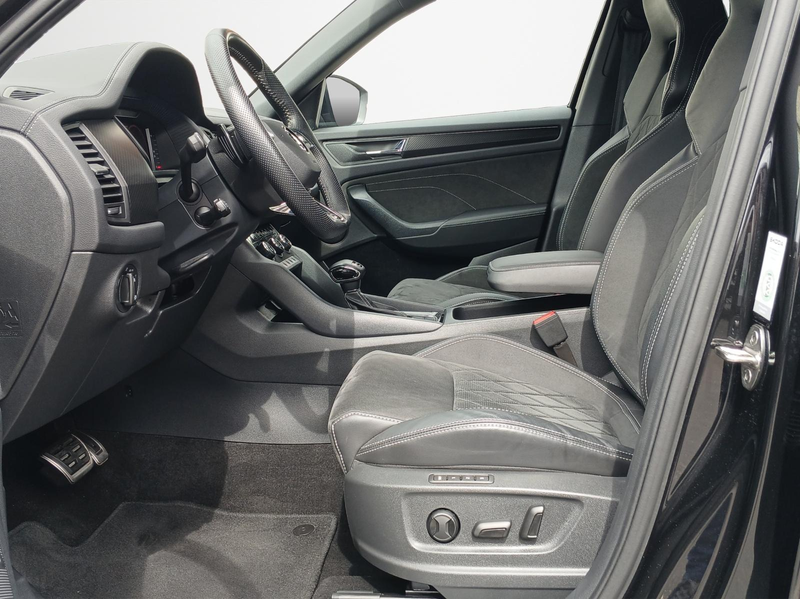 Skoda Kodiaq Sportline 4x4 2.0 TDI DSG AHK ACC Klima — photo 11
