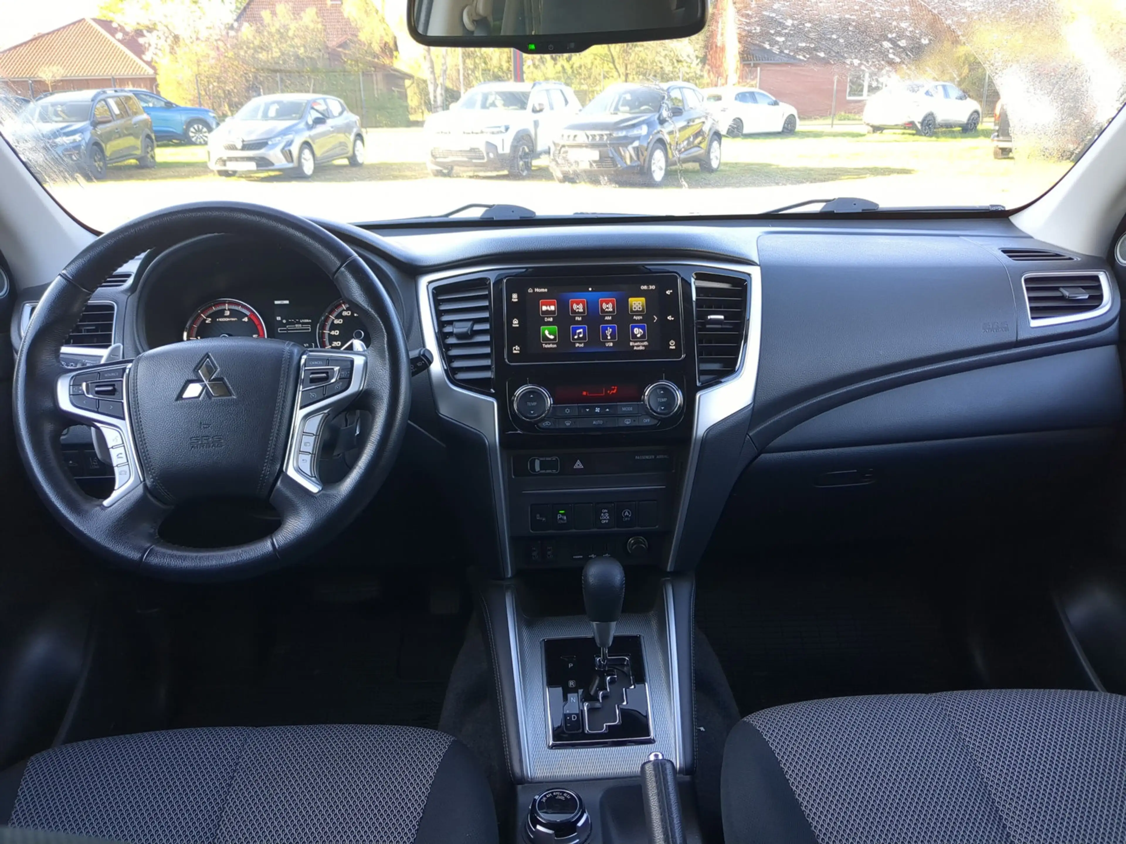 Mitsubishi L200 4x4 2,2 DI-D AT Spirit DoKa AHK GJR — photo 6