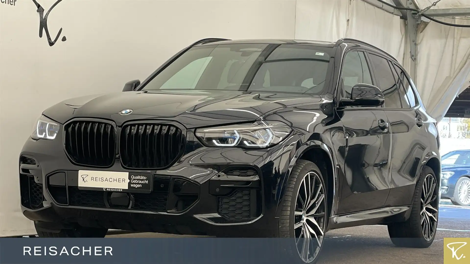 BMW X5 M X5 xDriveM50i A SkyLou,AHK,DAProf,Leder,Autom Schwarz - 1