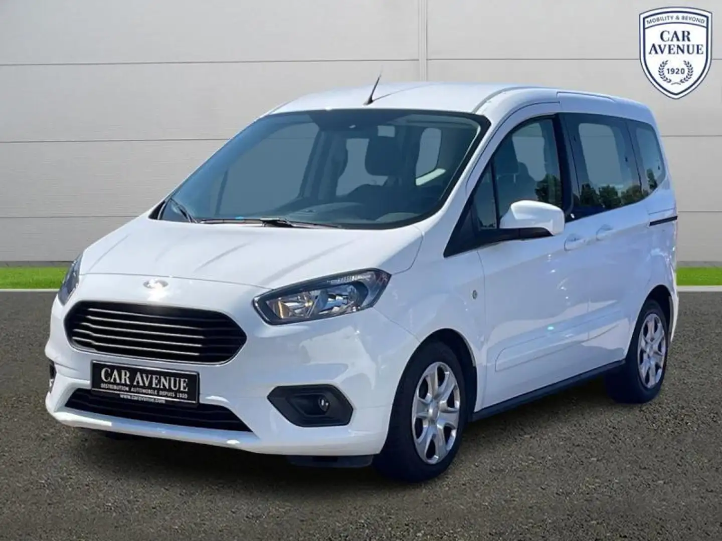 Ford Transit Tourneo Trend Blanc - 1