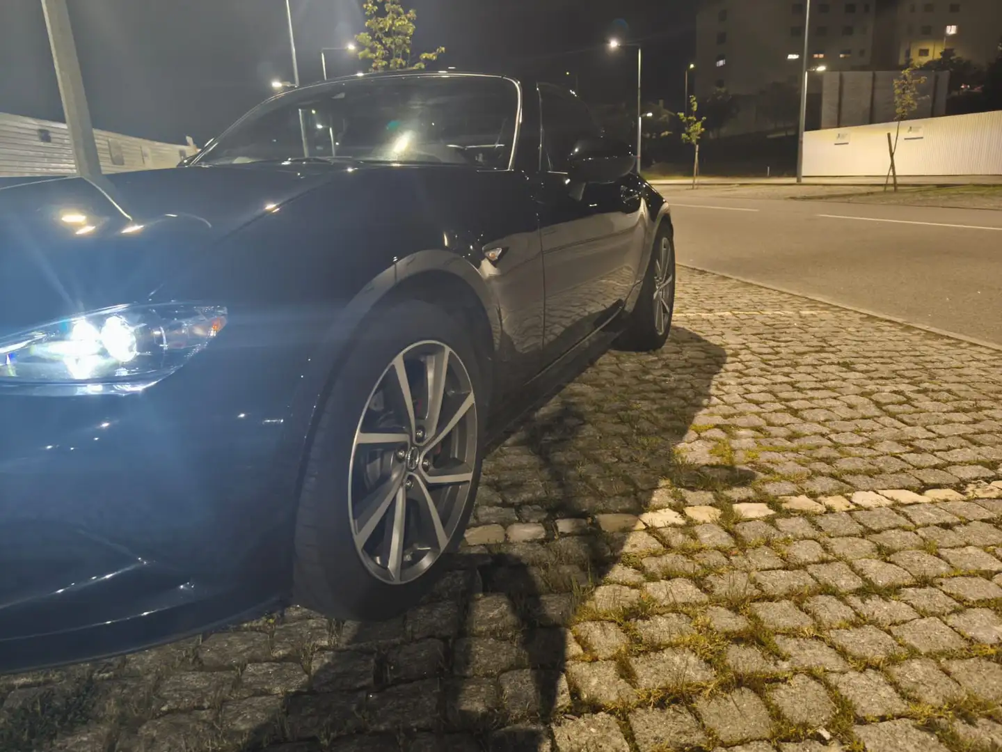 Mazda MX-5 RF SKYACTIV-G 184 Sports-Line - 2