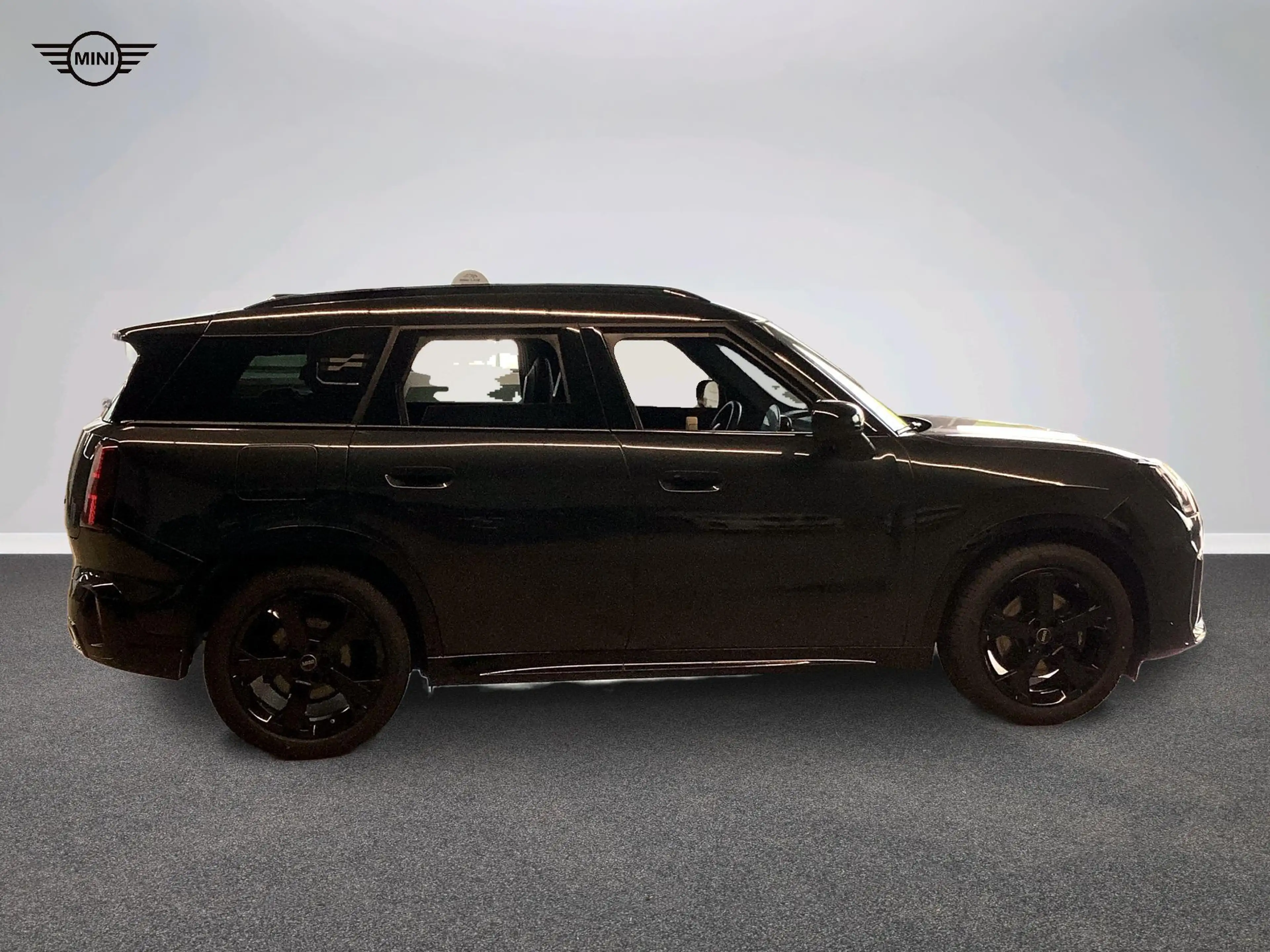 MINI Countryman C John Cooper Works Trim — photo 2