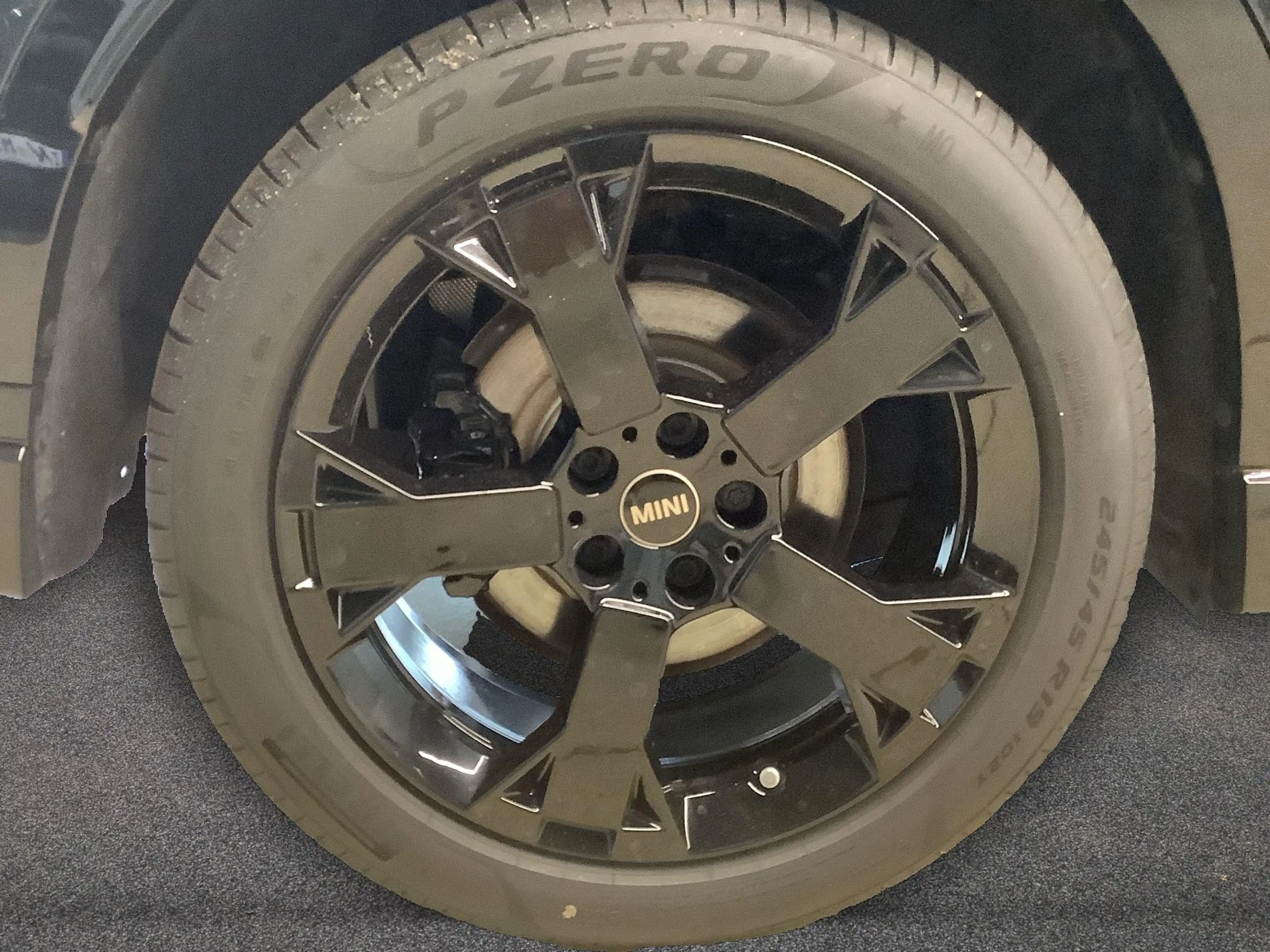 MINI Countryman C John Cooper Works Trim — photo 10