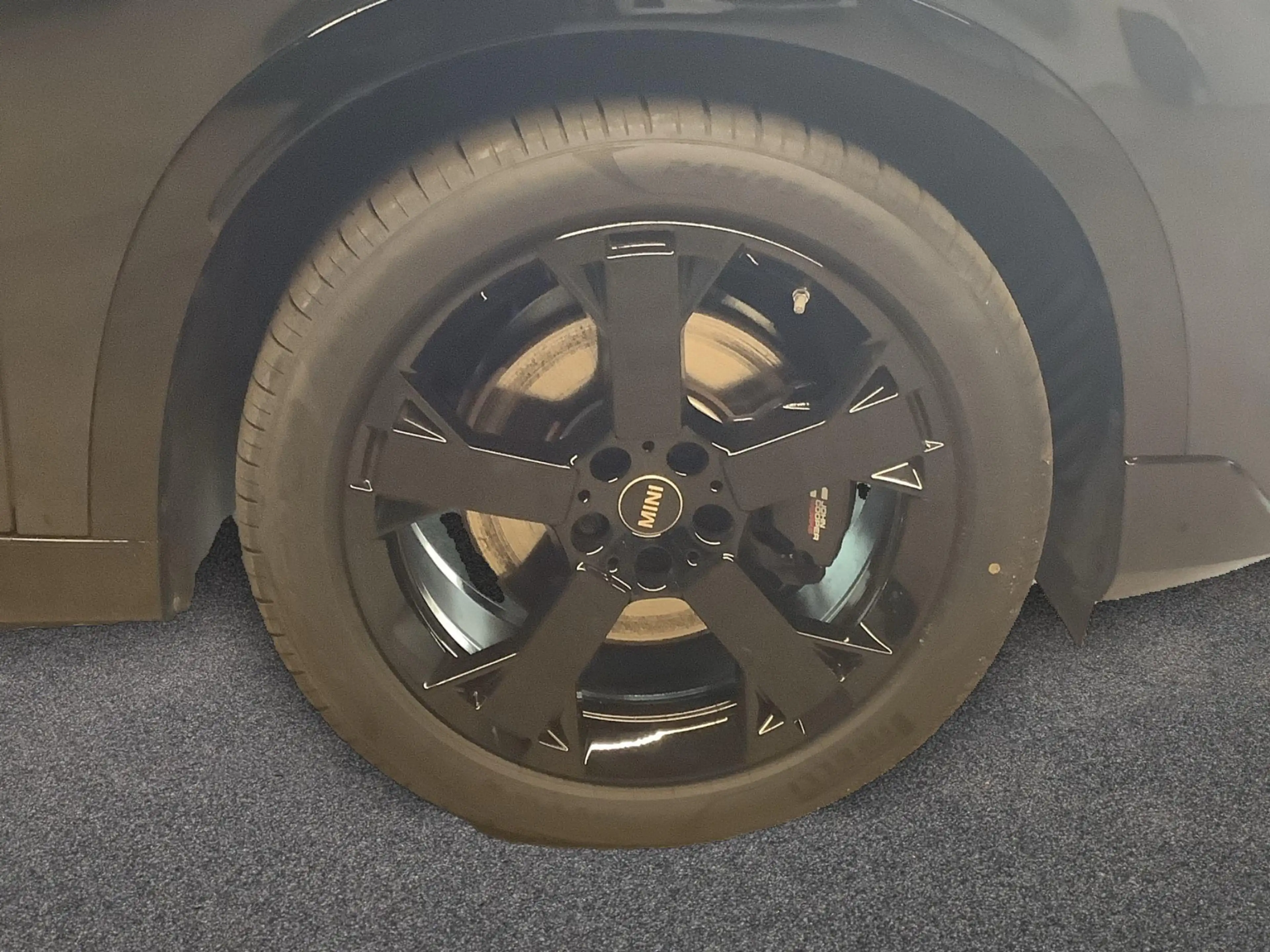 MINI Countryman C John Cooper Works Trim — photo 11