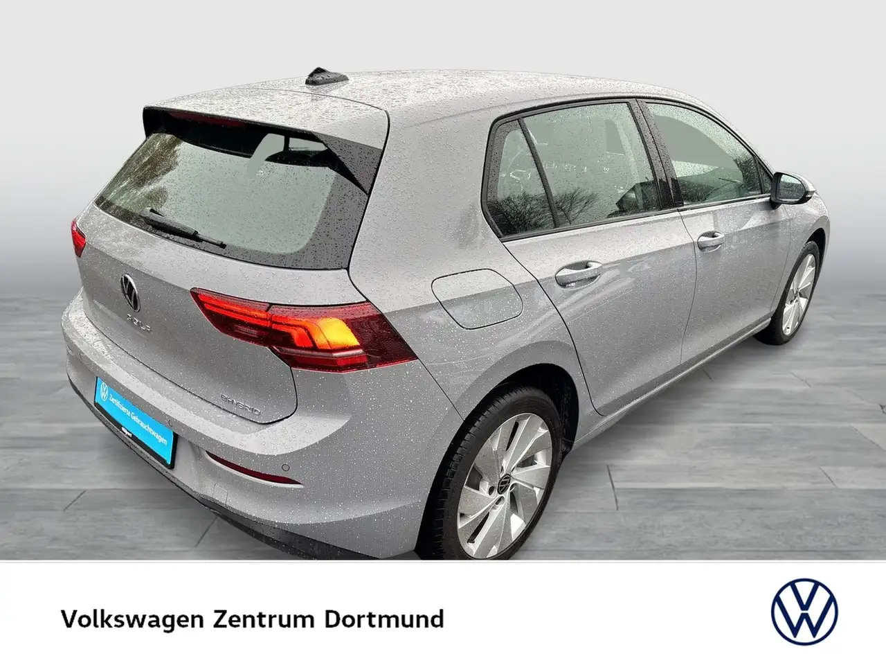 Volkswagen Golf VIII 1.5 HYBRID LIFE FACELIFT ACC CARPLAY 5