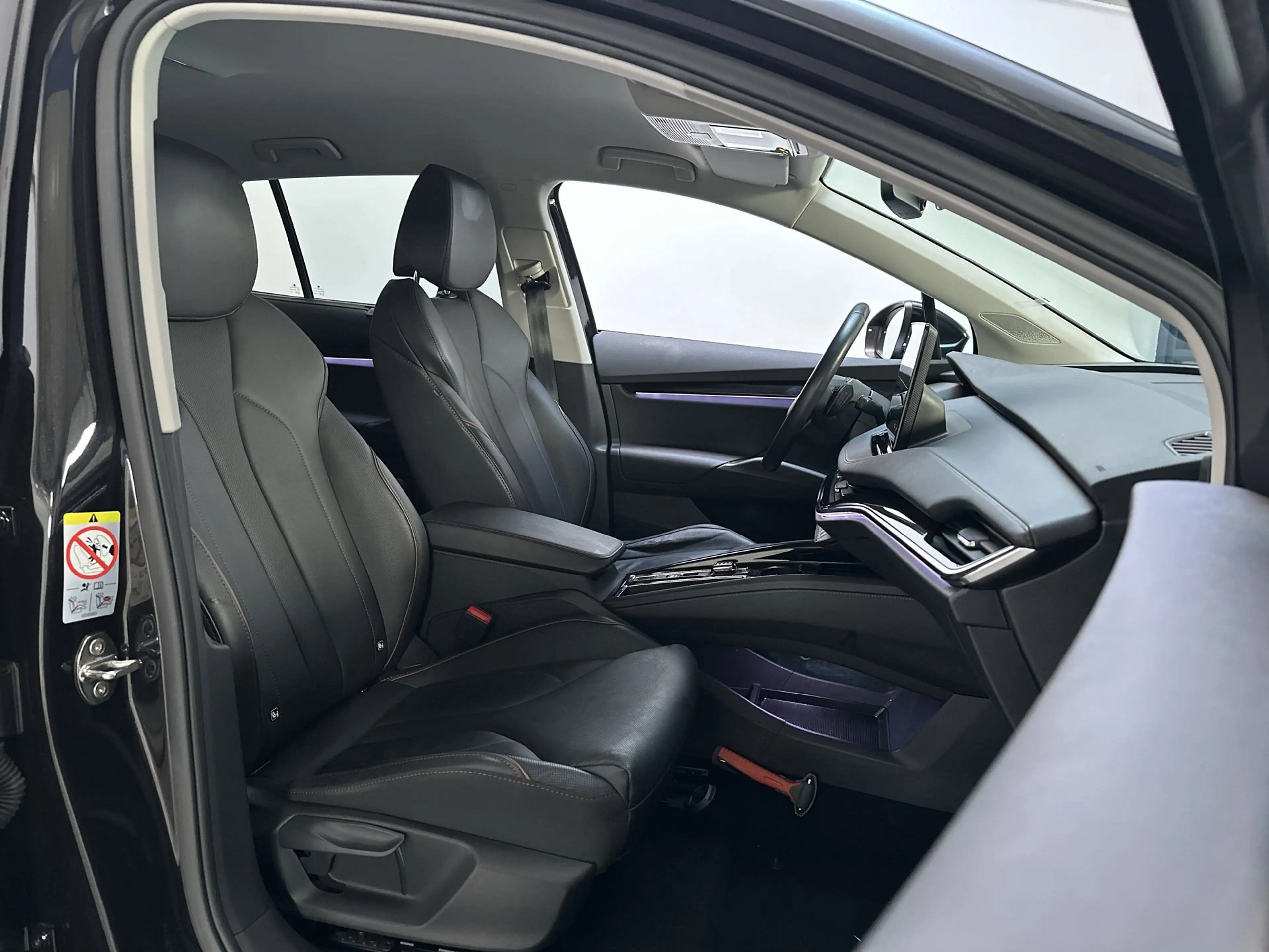 Skoda Enyaq iV 80 SoH 90,39% Leder Camera Adaptive Cruise Sfee — photo 6