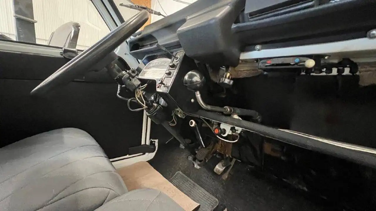 Citroen 2CV6 Club, foto 10