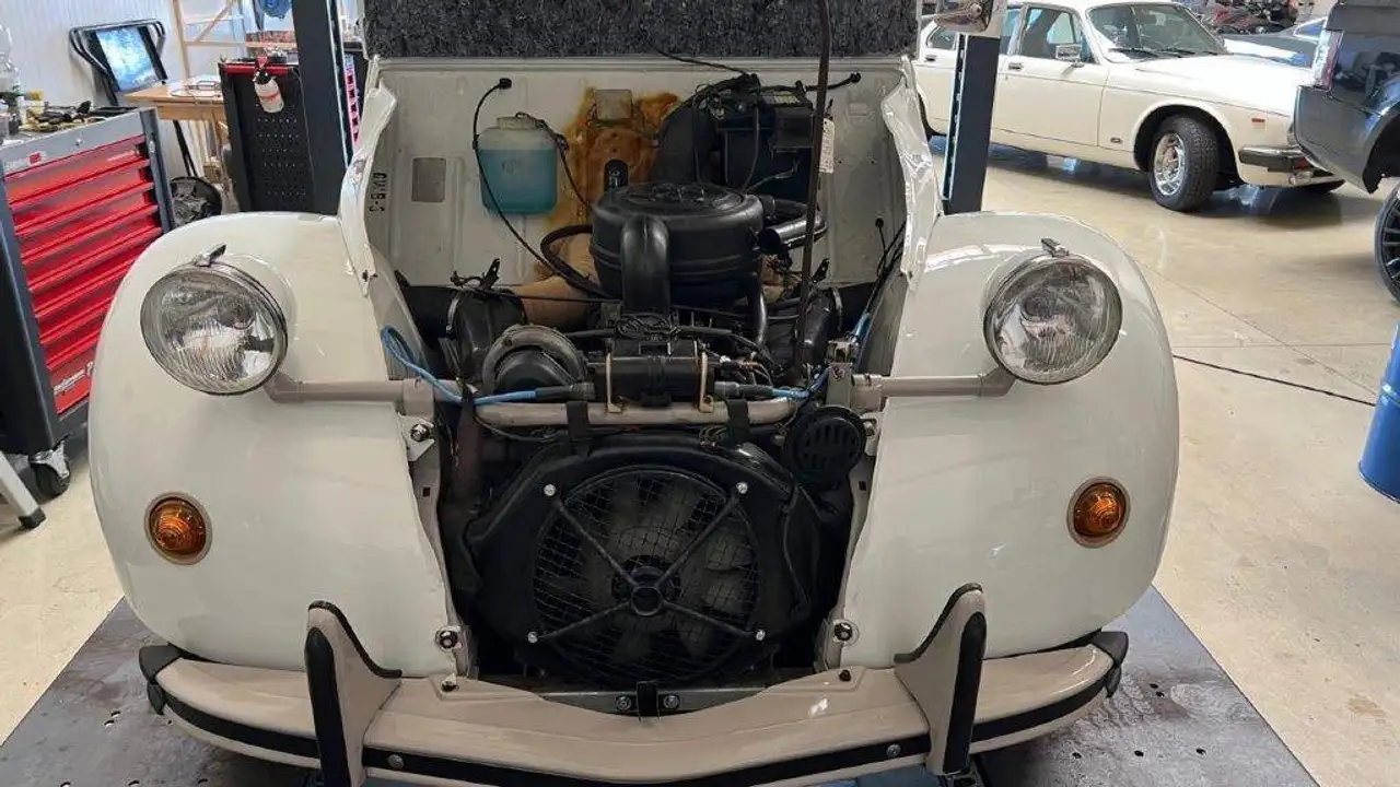 Citroen 2CV6 Club, foto 6